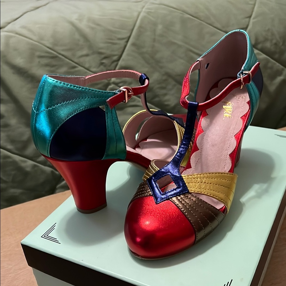 Miss L Fire Red and Blue Artistic Heels 38